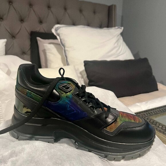 Louis Vuitton Men's 2054 Trail Sneakers